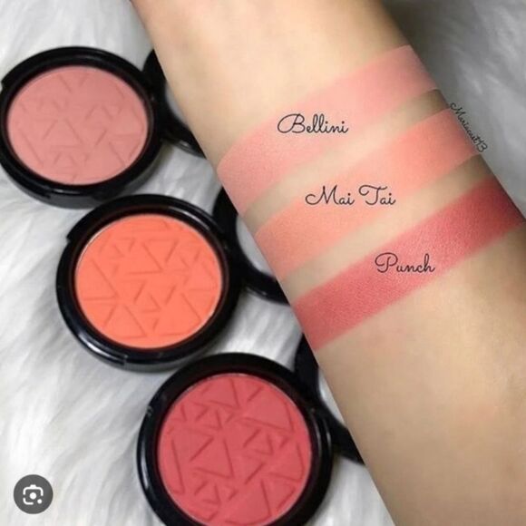 OFRA Blush in MAI TAI 10g/0.35oz - Picture 2 of 4